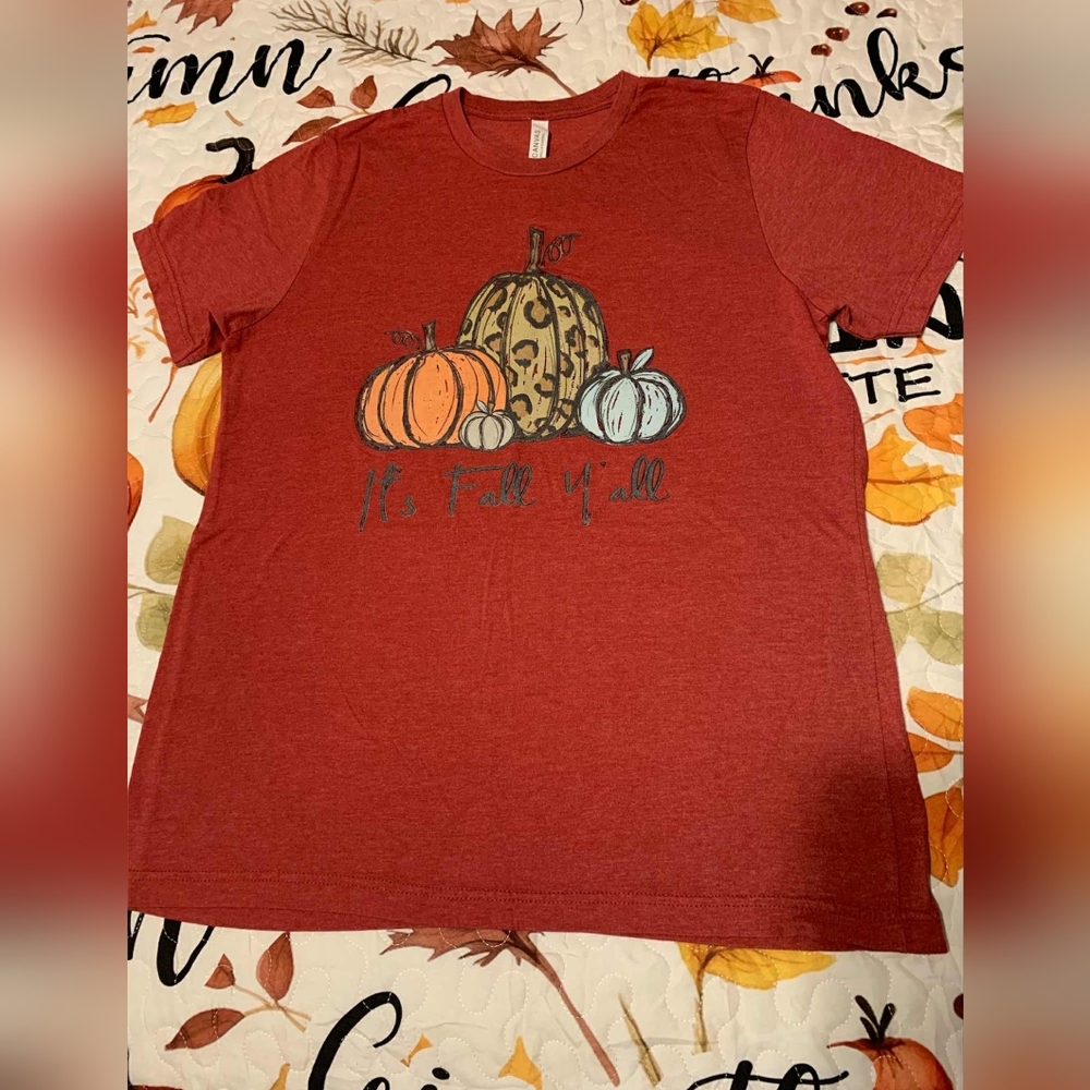 Fall Graphic T-Shirt maroon